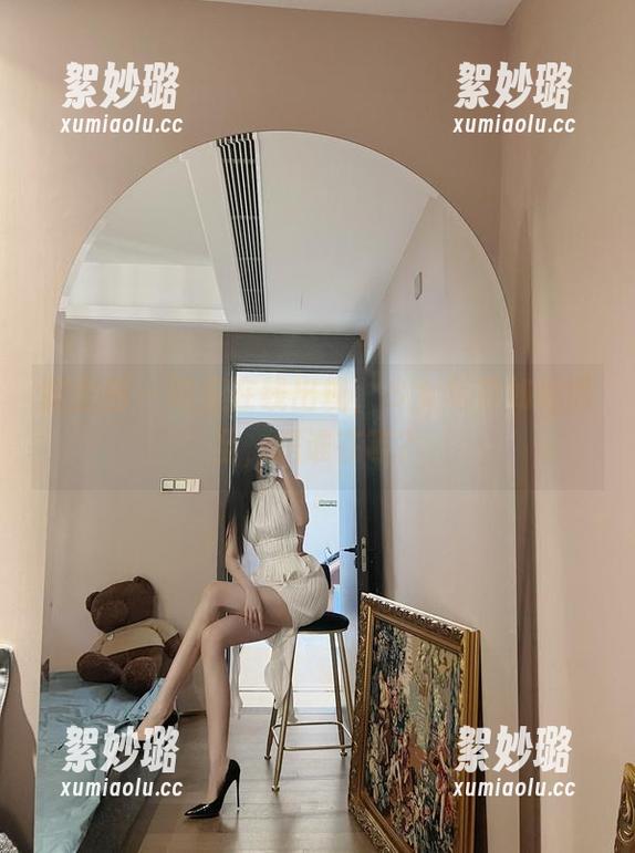微密圈 - 葛征在线出现，少女写真如约而至，是谁在等？
