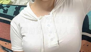 微密圈 - 葱油饼er的万圣节精选：喔，这些怪异的姿势真让人意外