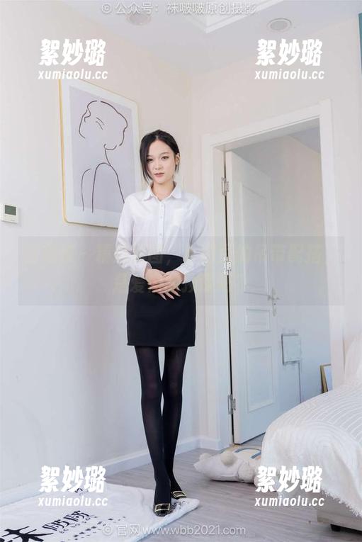 袜啵啵 - 精选原图，小甜豆的吊带配搭，是爱情的预谋吧？