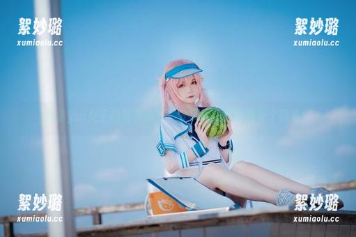 金鱼yui女王的写真合集：分享她如何征服每个镜头！