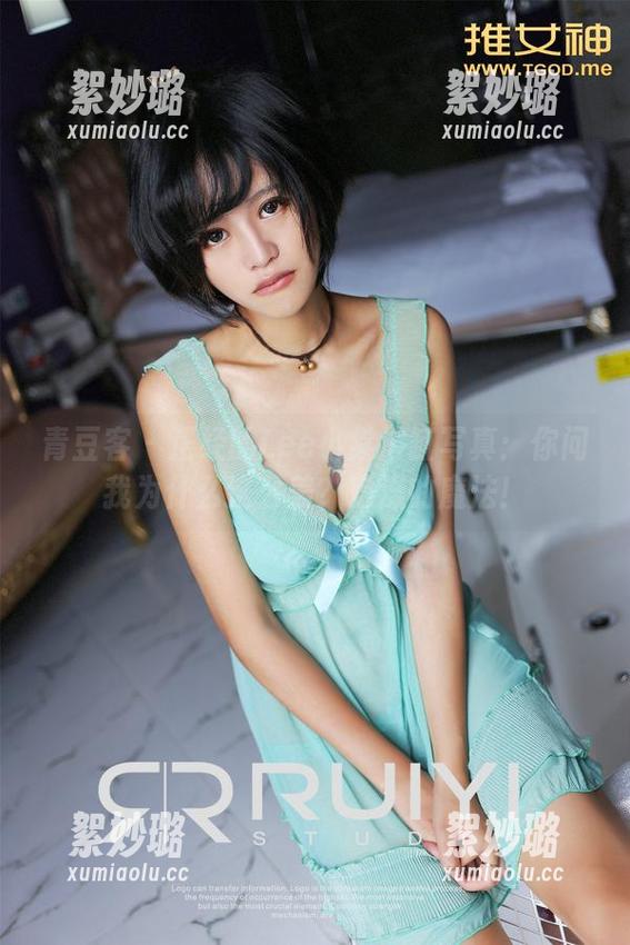 青豆客 - 正经的Lee小棠浴缸写真：你问我为什么这么美？泡澡的魔法！