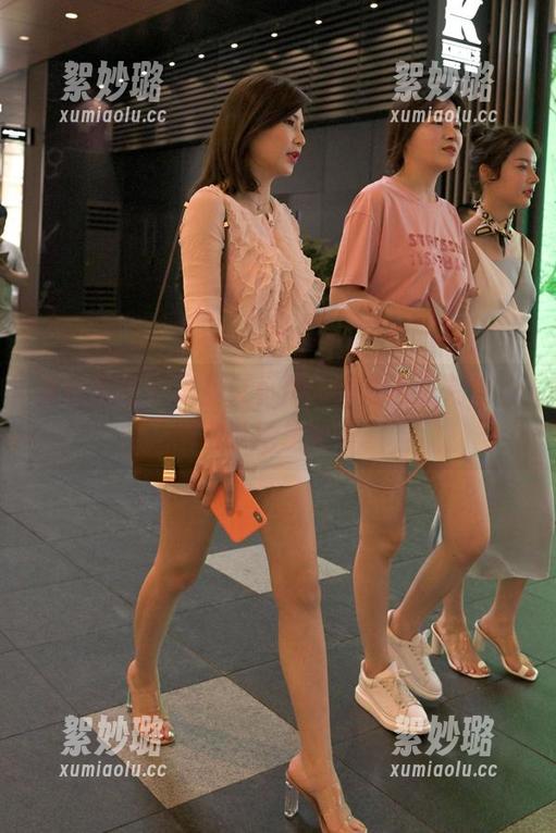 魔镜街拍 - 遇见艾小青，海边写真精选，海鸥说她是女神。